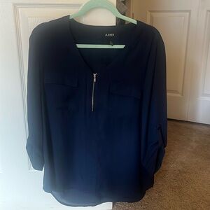 Woman’s Fashion Top!